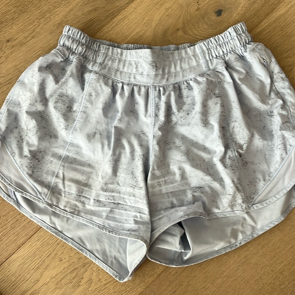 Lululemon shorts in size 6